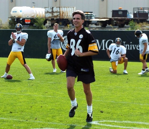 Pausch could be complaining, but he would rather practice with the Pittsburgh Steelers.