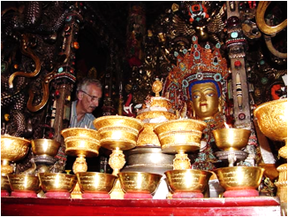 Description: https://www.wolverton-mountain.com/images/travel/tibet/lhasa/fullsize/102.jpg